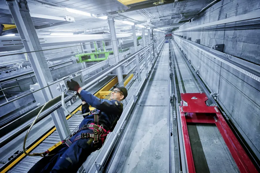 Çeşme Asansör Bakımı